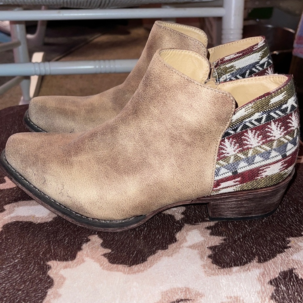 Roper boots